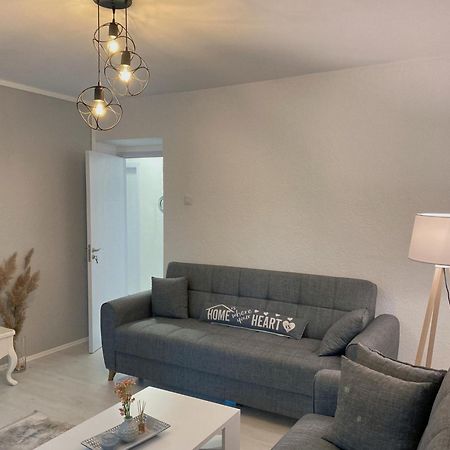 Hotspot Apartments - City Center Pristina Esterno foto