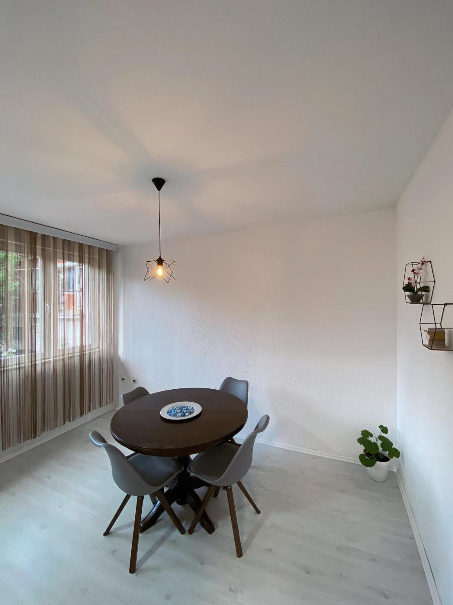 Hotspot Apartments - City Center Pristina Esterno foto