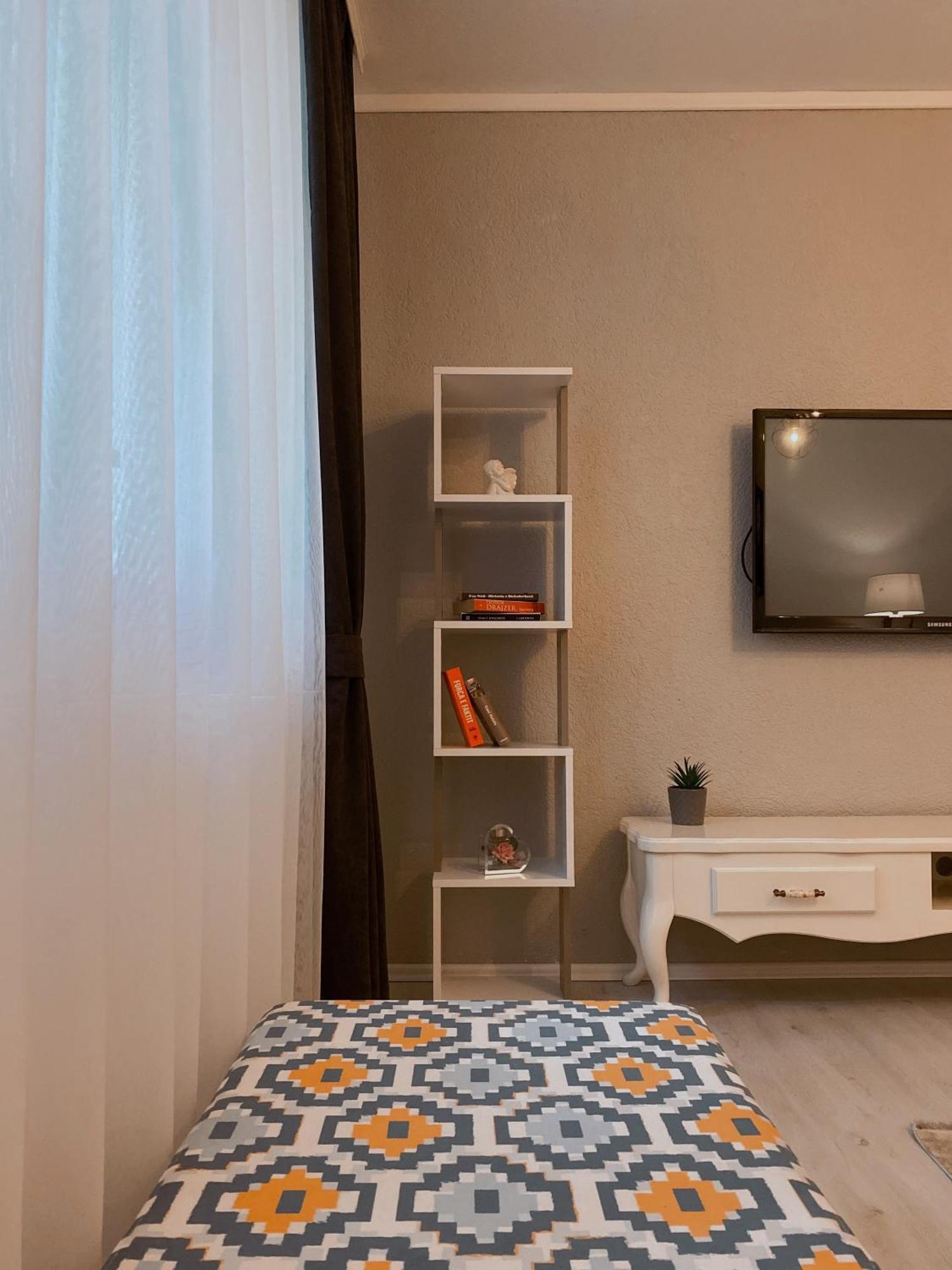 Hotspot Apartments - City Center Pristina Esterno foto